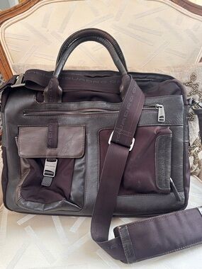 PIQUADRO Leather and Fabric Messenger Bag
